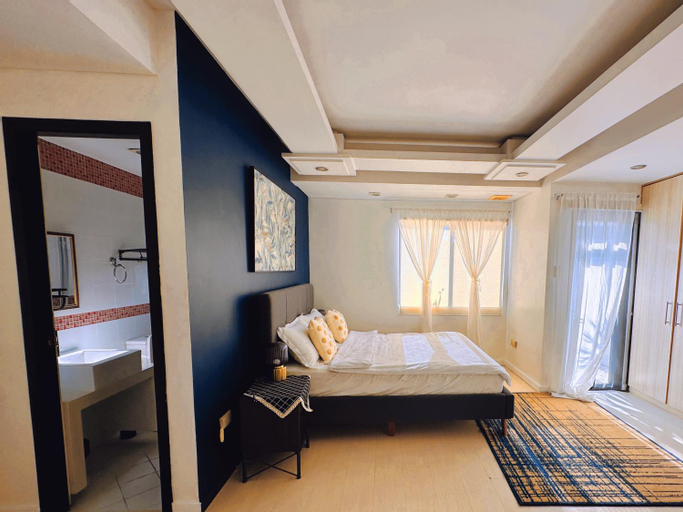 Bedroom 2, Luxury Villa Deluxe Suite For Four, Las Piñas