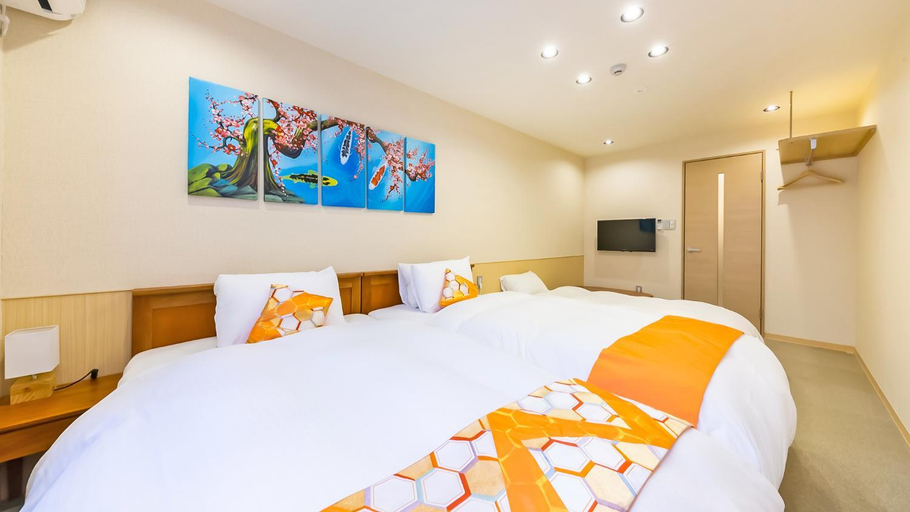 Bedroom 13