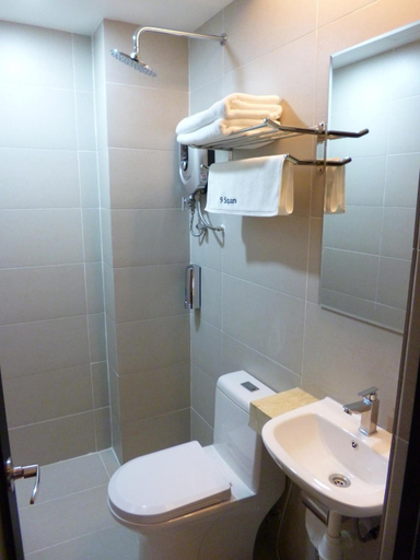 Bathroom 3, 9 Square Hotel Bangi, Hulu Langat
