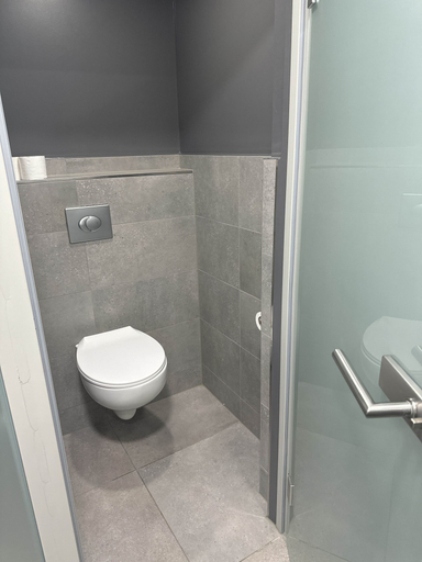 Bathroom 5, Tibet Hotel am Airport, Mettmann