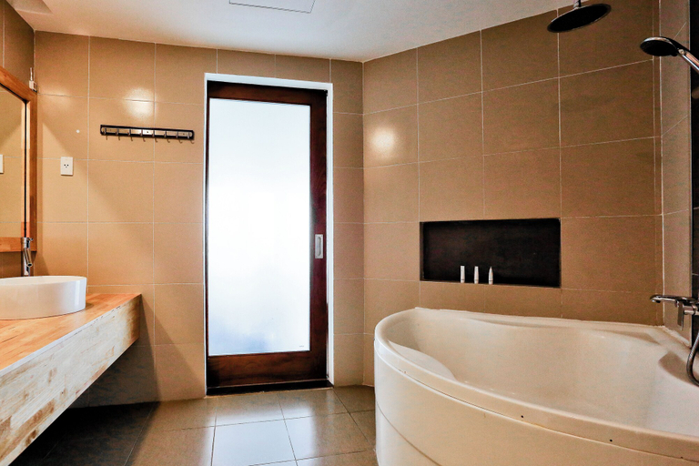 Bathroom 5, Mana Mui Ne Beach Resort & Spa, Phan Thiết