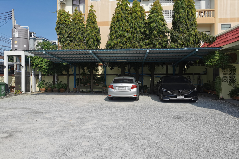Exterior & Views 2, Samiya Guesthouse by ZUZU, Muang Chon Buri