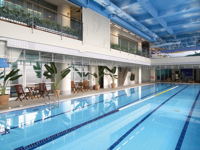 Swimming Pool 2