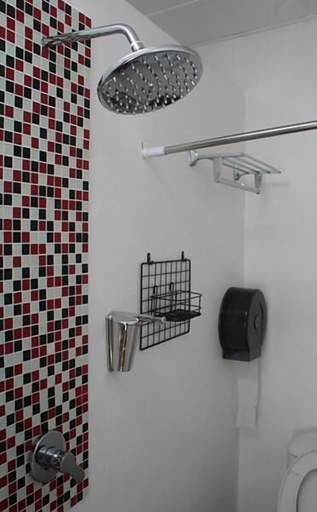 Bathroom 13