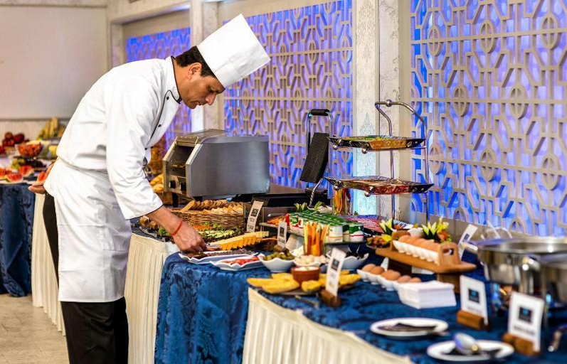 Food & Drinks 5, Grand Sapphire Hotel & Banqueting, London