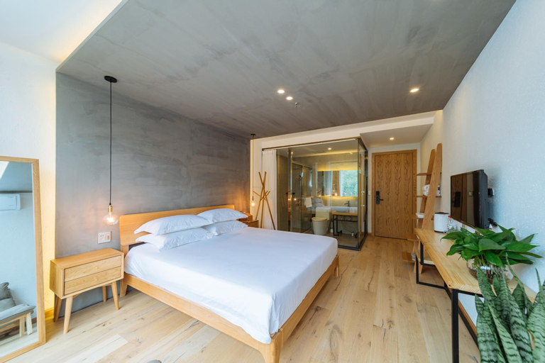 Bedroom 23