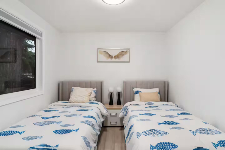 Bedroom 3, Comfortable Kirkland Home for Family & Remote Work, King