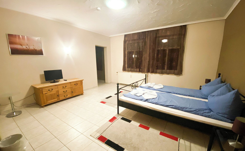 Bedroom 2, Hotel Zur Linde, Nordsachsen
