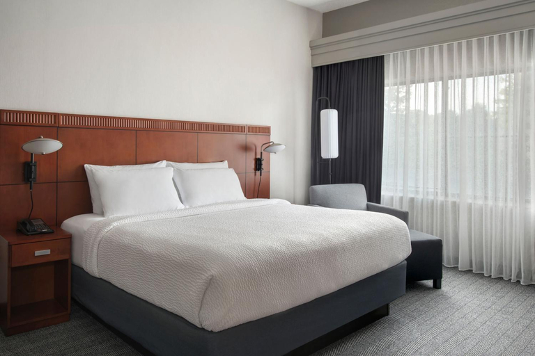 Bedroom 12