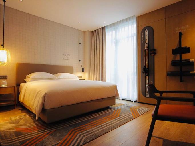 Bedroom 16