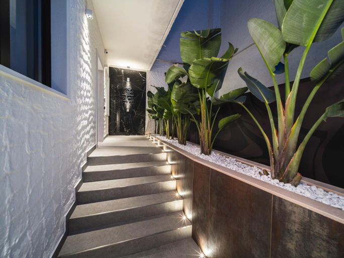 Others 2, THE CAVE Suites SPA, Foggia