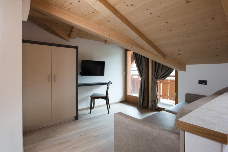 Bedroom 2, Appartamenti Isola, Sondrio