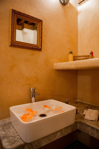Bathroom 3, Dar Settash, Fès