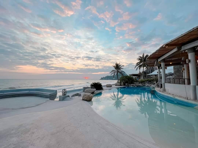 Sport & Beauty 2, kundala BEACH RESORT HUA HIN, Hua Hin
