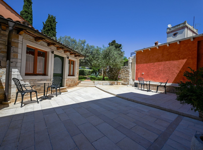 Exterior & Views 2, Georgeous and Warm Living Downtown Rovinj, Rovinj