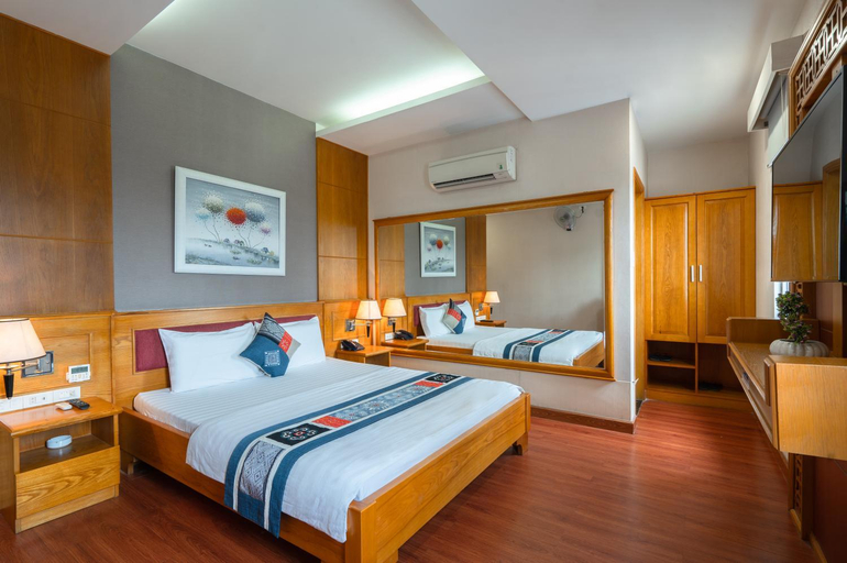Bedroom 13
