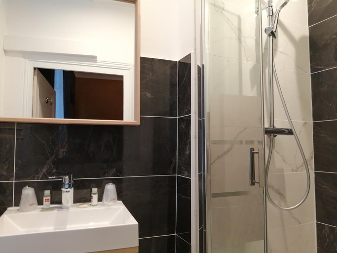 Bathroom 5