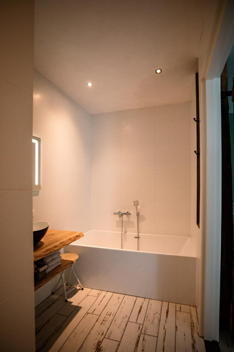 Others 5, B&B de Sfeerhoeve, Westerveld