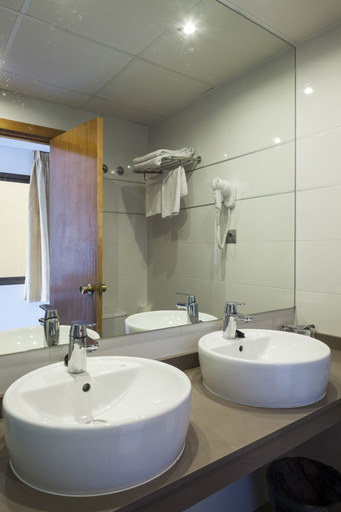 Bathroom 3, Ibiza Jet Apartamentos - Adults Only, Baleares