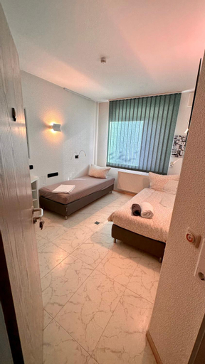Bathroom 19