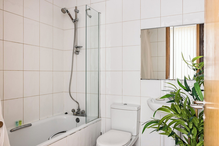 Bathroom 3, Penthouse With Views Across London, London