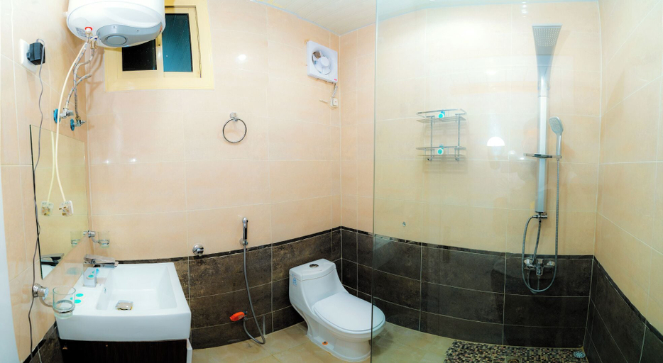 Bathroom 5, LAMASAT NAJRAN HOTEL