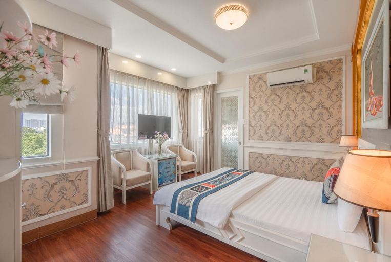 Bedroom 9