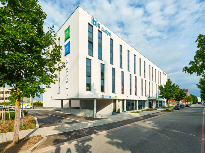 Exterior & Views 2, ibis Styles Singen, Konstanz