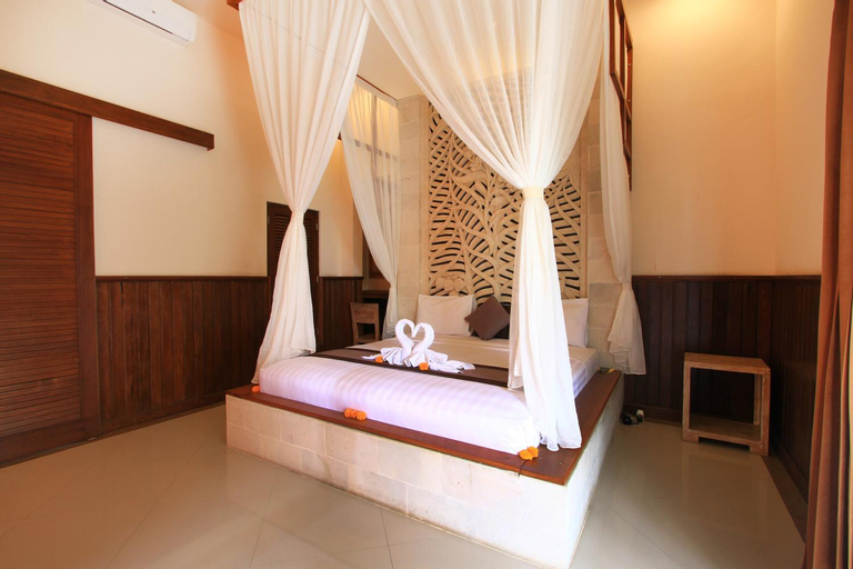 Bedroom 12