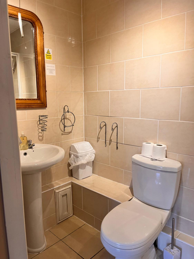 Bathroom 3, Ullet Suites, Sefton