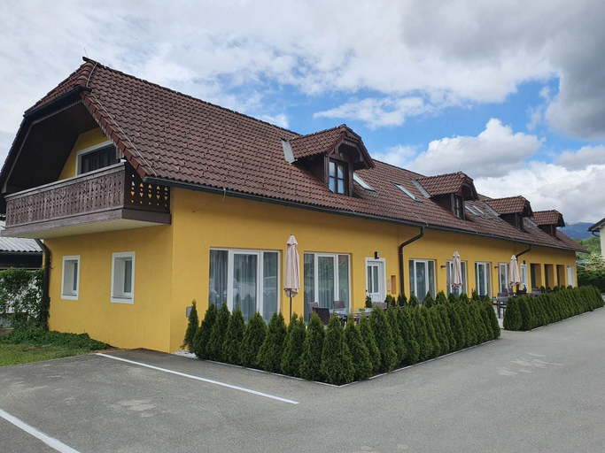 Exterior & Views 2, KM Hotel Murtal, Murtal