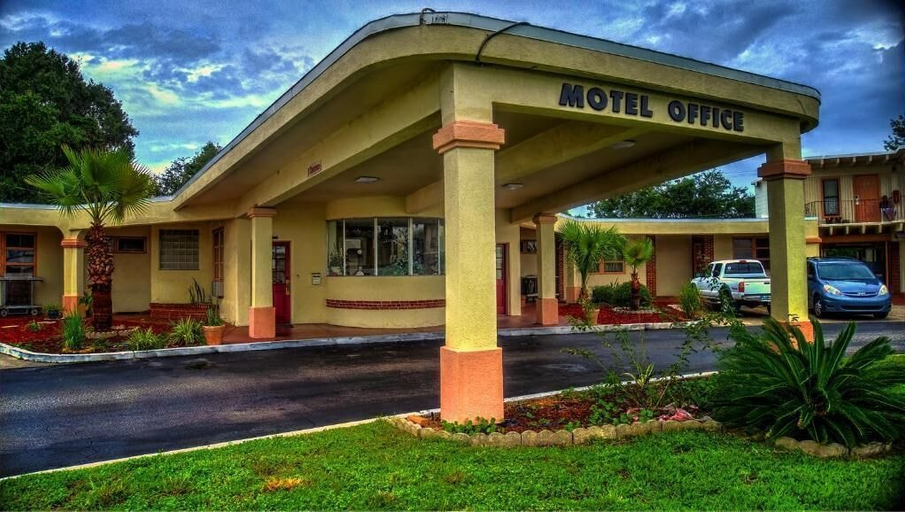 Exterior & Views 2, NASSAU HOLIDAY MOTEL, Nassau