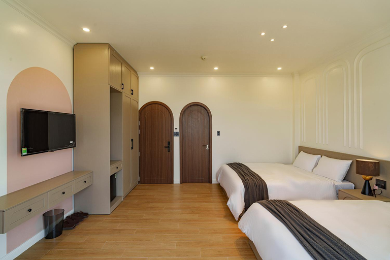 Bedroom 6