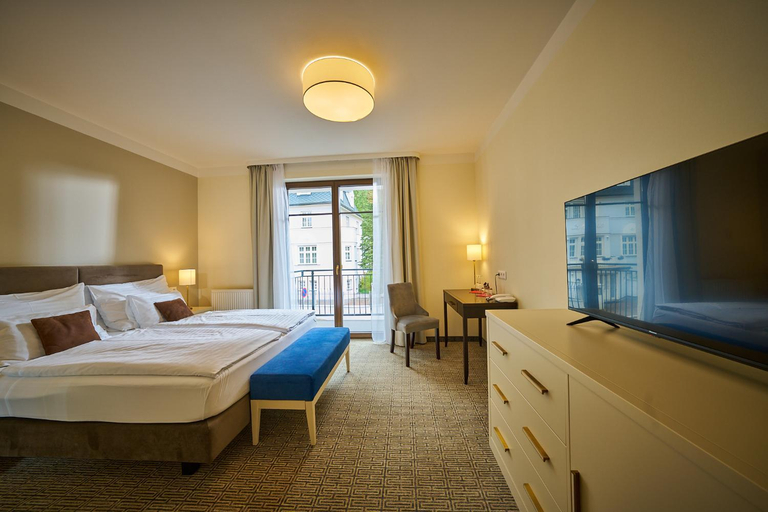 Bedroom 3, Hotel Queens Marianske Lazne, Cheb