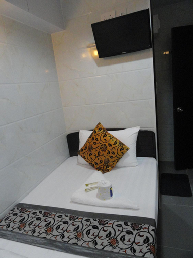 Bedroom 9