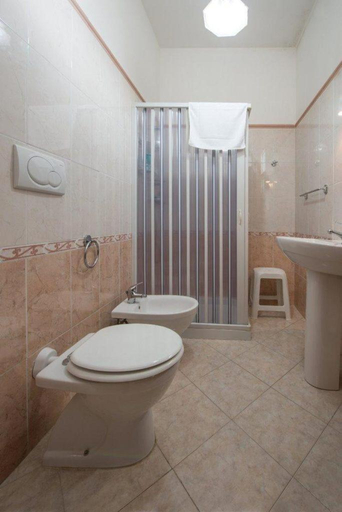 Others 3, Dafne B&B, Lecce
