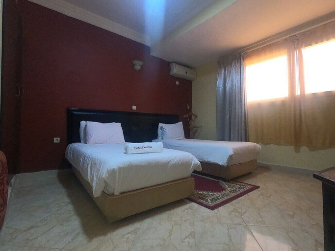 Bedroom 2, Hotel Doums