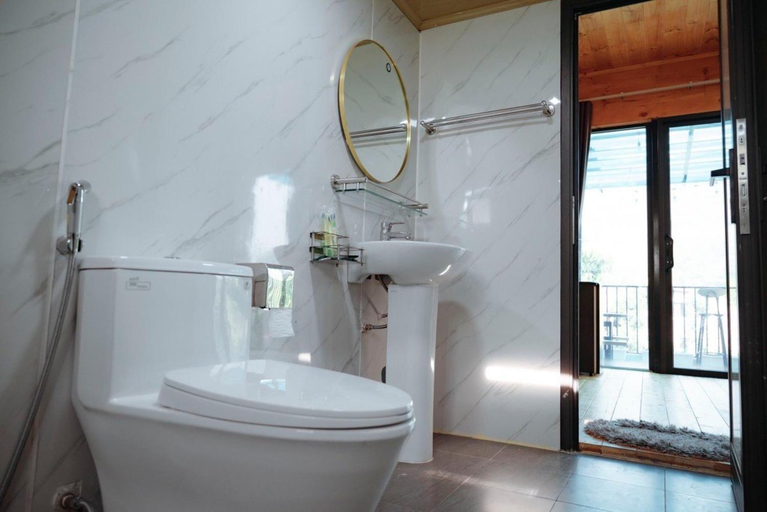 Bathroom, Sunrise Villa - Venue Travel, Sóc Sơn