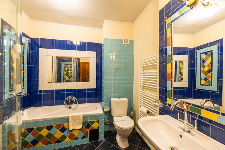 Bathroom 3, Hotel Barcadam, Banská Štiavnica