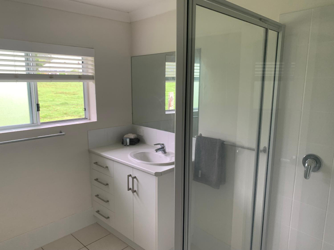 Others 1, Fernmount Stay, Bellingen