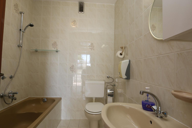 Bathroom 3, Apartment Lidija, Dobrinj