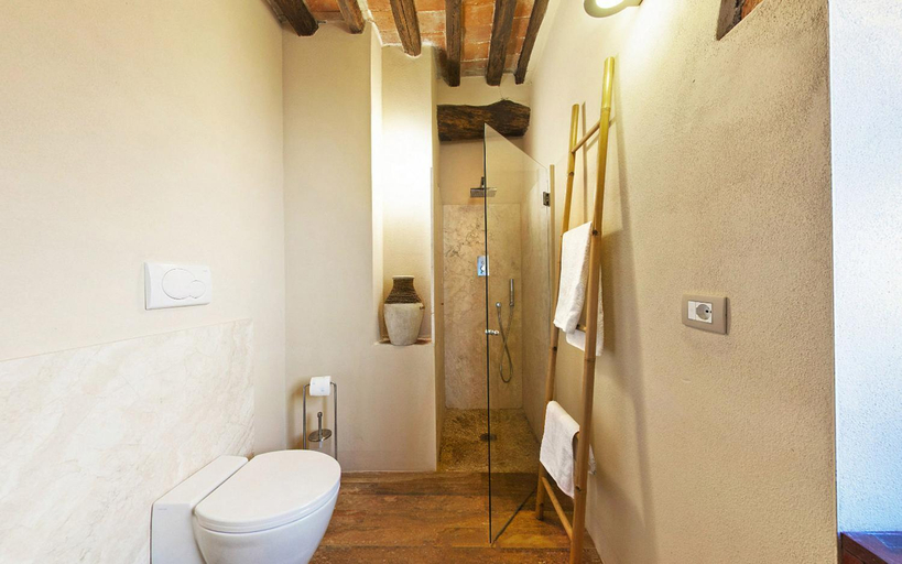Bathroom 3, Villa Amedeo, Siena