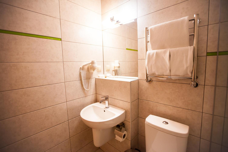 Bathroom 2, Hotel Vesna, Drohobyts'ka