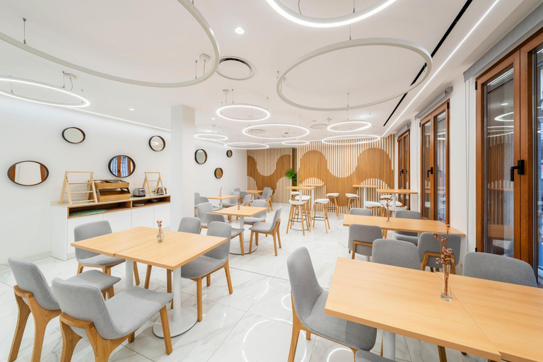 Food & Drinks 4, Odyssey Rooms Alicante, Alicante