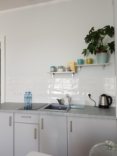 Others 5, Proseco apartments, Ople