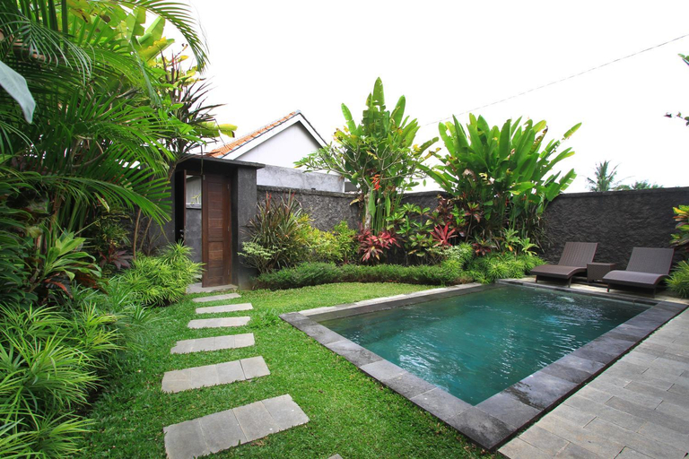 Swimming Pool 30