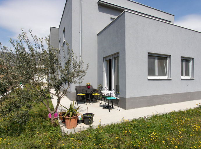 Exterior & Views 2, Trendy and Chic Apartment With Terrace and Private Garden, Kaštela