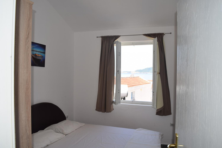 Others 5, Apartment Vidakovic