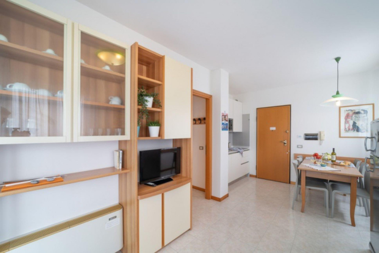Others 5, Spacious apartment with 2 balconies and shared pool by Beahost Rentals, Venezia