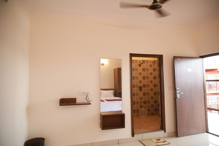 Bathroom 5, Vistar Resorts & Hotels, Bangalore